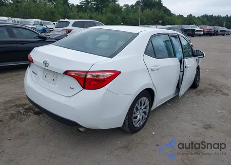 2018 Toyota Corolla Le z USA, uszkodzony, nr VIN 2T1BURHE5JC089959
